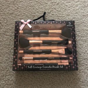 Makeup Brushes